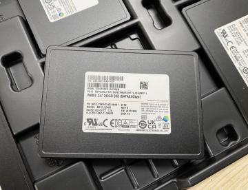 Ổ cứng SSD 240GB Samsung PM893 SATA 2.5 enterprise - MZ7L3240HCHQ