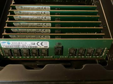 M393A2K40BB1-CRC Samsung 16GB DDR4 2400 ECC RDIMM Module
