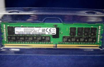 M393A4K40DB2-CWE Samsung 32GB DDR4 3200 ECC RDIMM Module